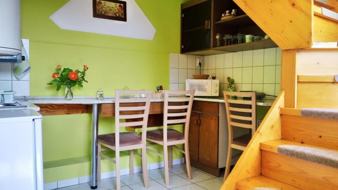 Csobogo Vendeghaz Apartment Eger Exterior photo